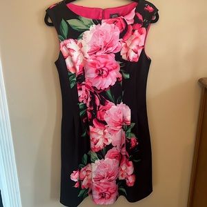 Vince Camuto Sleeveless Floral Dress, Like New
